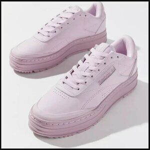 Reebok Club C Double Geo Women’s Sneaker, Monochrome Lilac, Size 6